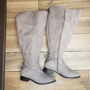 TORRID sz 8.5 Wide Calf Tall Boots Grey
